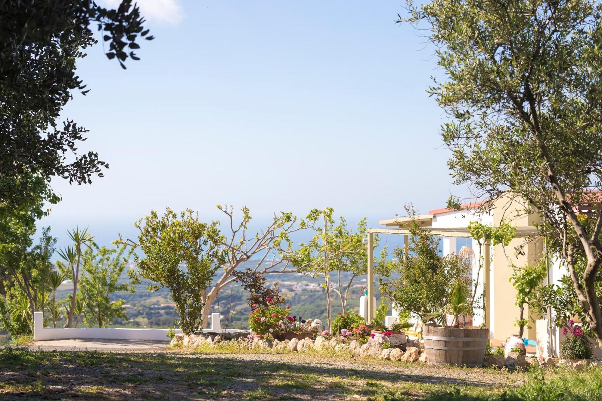 Eden'S Garden Skouloufia Villa Bagian luar foto